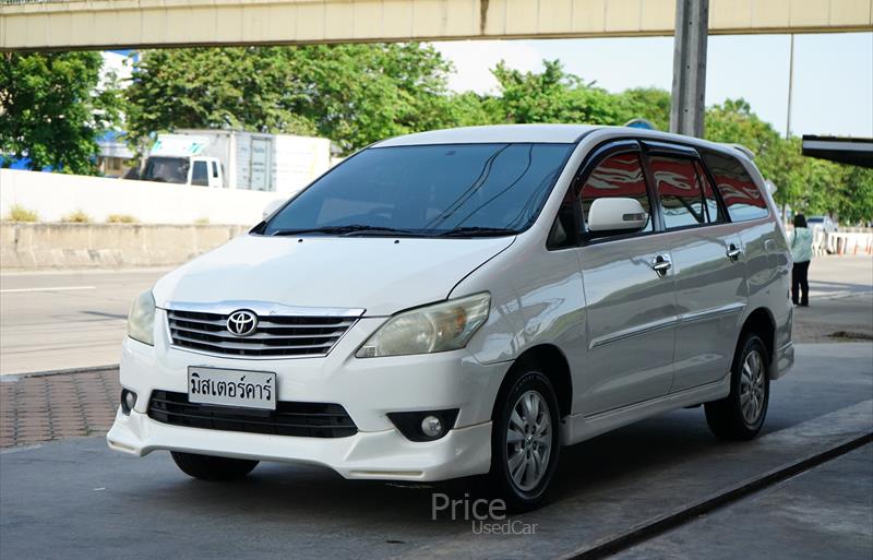 รถตู้มือสอง TOYOTA INNOVA รถปี 2011