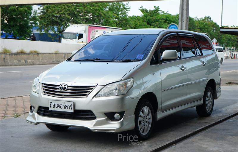 รถตู้มือสอง TOYOTA INNOVA รถปี 2012