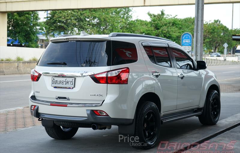 ขายรถ-suv-มือสอง-isuzu-อีซูซุ-รถปี2014-รหัส88696-26916cab.jpg ขายรถ-suv-มือสอง-isuzu-อีซูซุ-รถปี2014-รหัส88696-26916cab.jpg