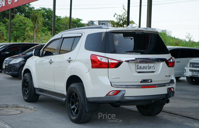 ขายรถ-suv-มือสอง-isuzu-อีซูซุ-รถปี2014-รหัส88700-0cf89f1a.jpg ขายรถ-suv-มือสอง-isuzu-อีซูซุ-รถปี2014-รหัส88700-0cf89f1a.jpg