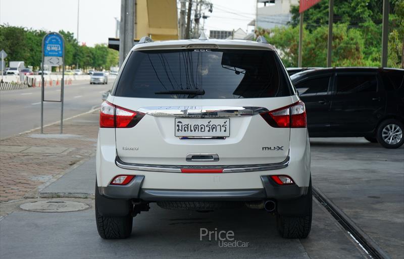 ขายรถ-suv-มือสอง-isuzu-อีซูซุ-รถปี2014-รหัส88700-7cb6d429.jpg ขายรถ-suv-มือสอง-isuzu-อีซูซุ-รถปี2014-รหัส88700-7cb6d429.jpg
