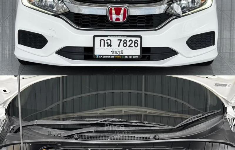 ขายรถเก๋งมือสอง-honda-ฮอนด้า-city-รถปี2017-รหัส88727-5f05cb22.jpg ขายรถเก๋งมือสอง-honda-ฮอนด้า-city-รถปี2017-รหัส88727-5f05cb22.jpg