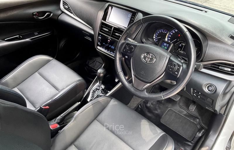 ขายรถเก๋งมือสอง-toyota-โตโยต้า-yaris-รถปี2022-รหัส88774-79720bdb.jpg ขายรถเก๋งมือสอง-toyota-โตโยต้า-yaris-รถปี2022-รหัส88774-79720bdb.jpg