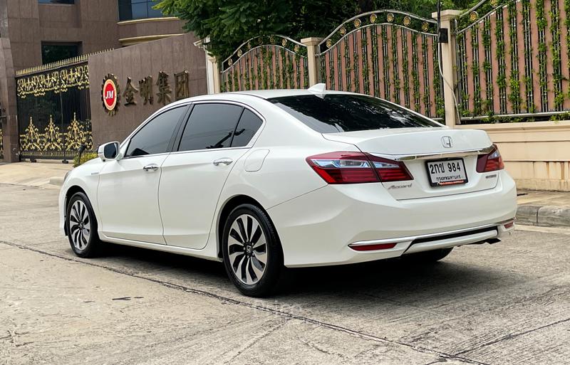 ขายรถเก๋งมือสอง-honda-ฮอนด้า-accord-รถปี2016-รหัส88783-16d9f3ff.jpg ขายรถเก๋งมือสอง-honda-ฮอนด้า-accord-รถปี2016-รหัส88783-16d9f3ff.jpg