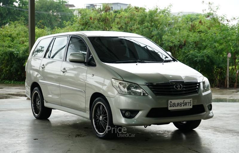 รถตู้มือสอง TOYOTA INNOVA รถปี 2014