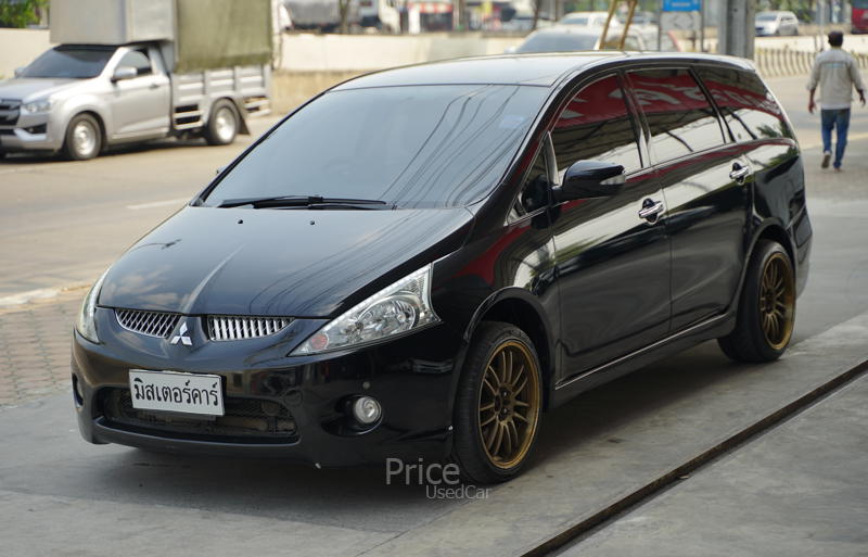 รถตู้มือสอง MITSUBISHI SPACE WAGON รถปี 2010