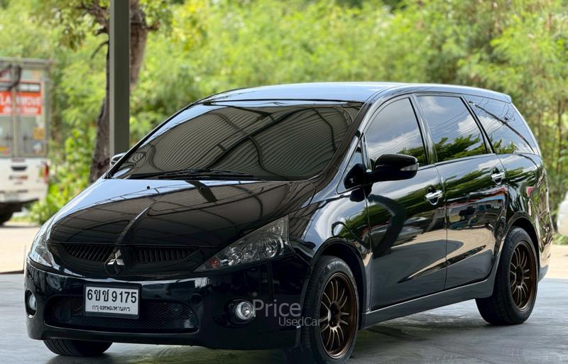 รถตู้มือสอง MITSUBISHI SPACE WAGON รถปี 2010