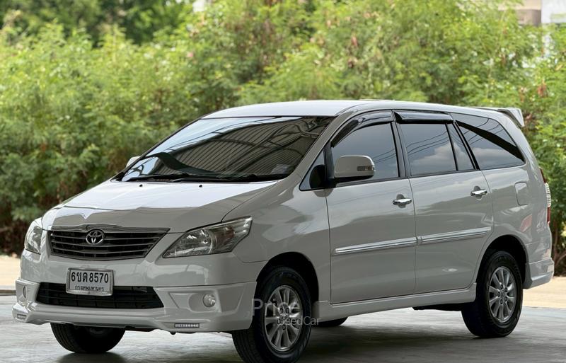 รถตู้มือสอง TOYOTA INNOVA รถปี 2014