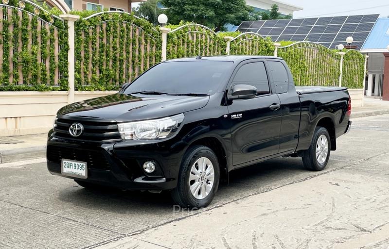 รถกระบะมือสอง TOYOTA HILUX REVO รถปี 2017 รถกระบะมือสอง TOYOTA HILUX REVO รถปี 2017