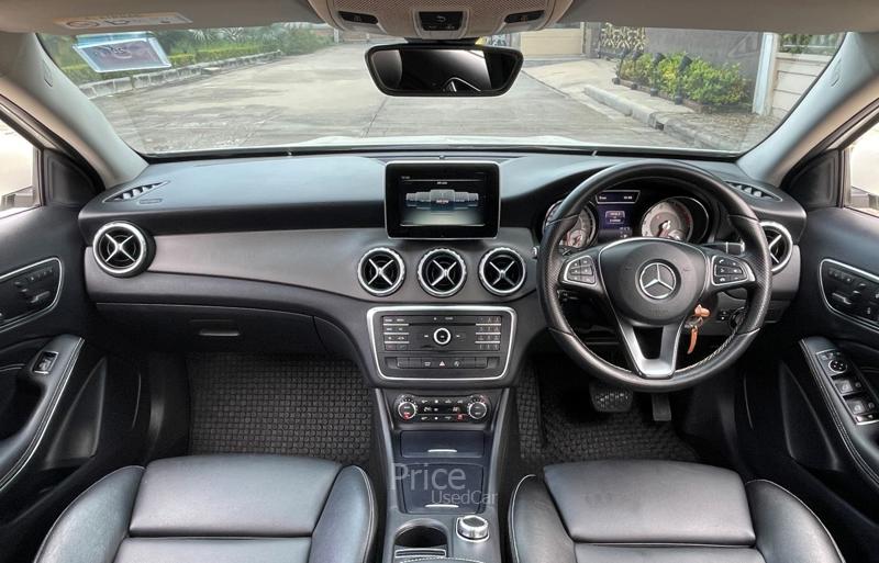 ขายรถเก๋งมือสอง-mercedes-benz-เมอร์เซเดสเบนซ์-gla200-รถปี2017-รหัส88906-22f21ca3.jpg ขายรถเก๋งมือสอง-mercedes-benz-เมอร์เซเดสเบนซ์-gla200-รถปี2017-รหัส88906-22f21ca3.jpg