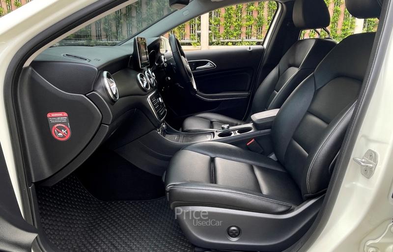 ขายรถเก๋งมือสอง-mercedes-benz-เมอร์เซเดสเบนซ์-gla200-รถปี2017-รหัส88914-dbed5baa.jpg ขายรถเก๋งมือสอง-mercedes-benz-เมอร์เซเดสเบนซ์-gla200-รถปี2017-รหัส88914-dbed5baa.jpg