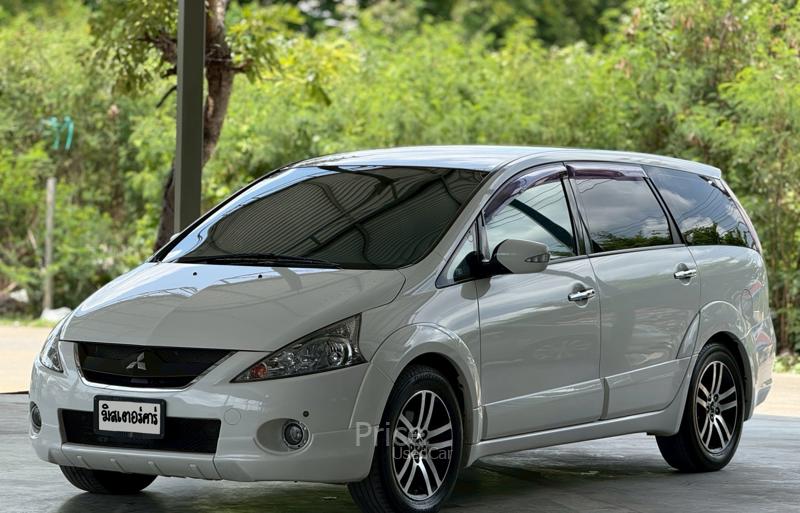 รถตู้มือสอง MITSUBISHI SPACE WAGON รถปี 2009