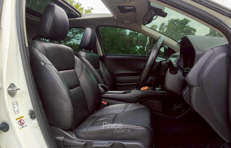 ขายรถอเนกประสงค์มือสอง-honda-ฮอนด้า-hr-v-รถปี2015-รหัส88932-fc345a55.jpg ขายรถอเนกประสงค์มือสอง-honda-ฮอนด้า-hr-v-รถปี2015-รหัส88932-fc345a55.jpg