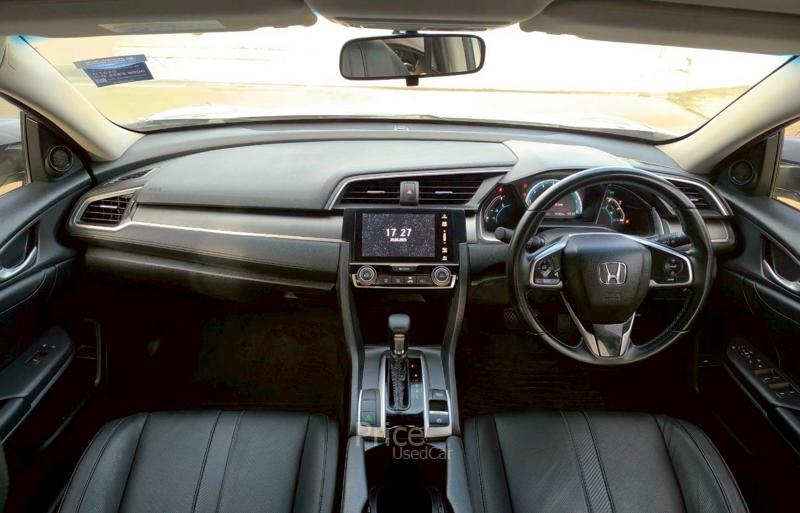 ขายรถเก๋งมือสอง-honda-ฮอนด้า-civic-รถปี2017-รหัส88965-51a4fe5e.jpg ขายรถเก๋งมือสอง-honda-ฮอนด้า-civic-รถปี2017-รหัส88965-51a4fe5e.jpg