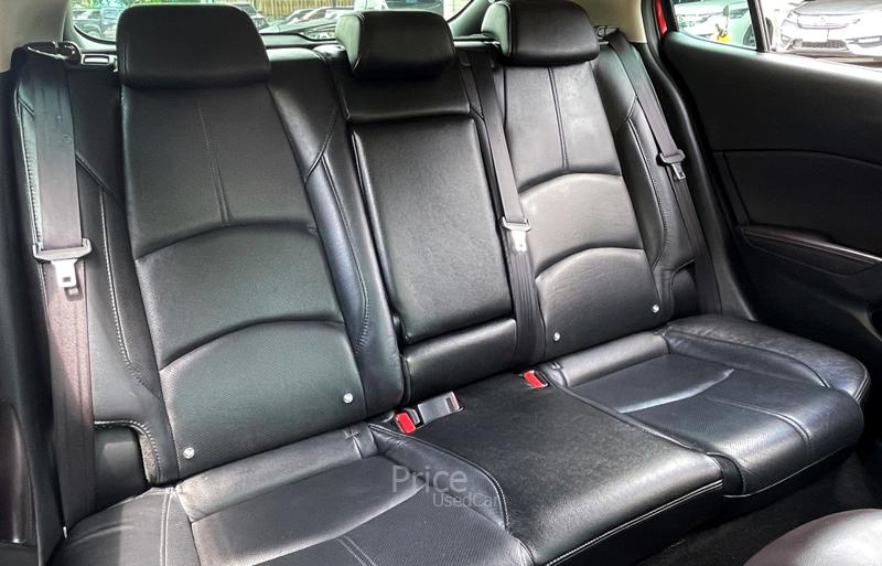 ขายรถเก๋งมือสอง-mazda-มาสด้า-3-รถปี2018-รหัส88979-88030c65.jpg ขายรถเก๋งมือสอง-mazda-มาสด้า-3-รถปี2018-รหัส88979-88030c65.jpg