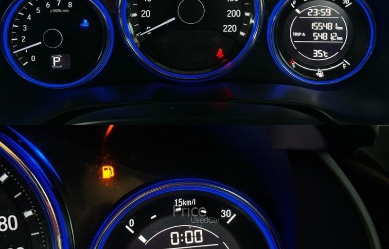 ขายรถเก๋งมือสอง-honda-ฮอนด้า-city-รถปี2015-รหัส89001-c4388cc4.jpg ขายรถเก๋งมือสอง-honda-ฮอนด้า-city-รถปี2015-รหัส89001-c4388cc4.jpg