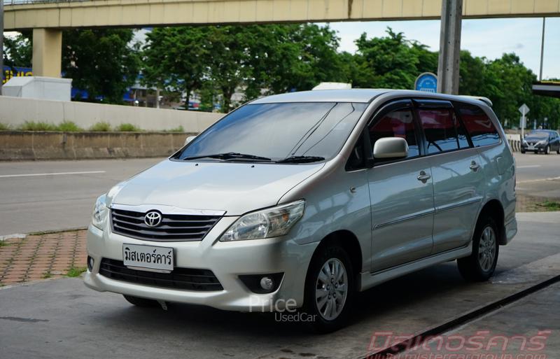 รถตู้มือสอง TOYOTA INNOVA รถปี 2012