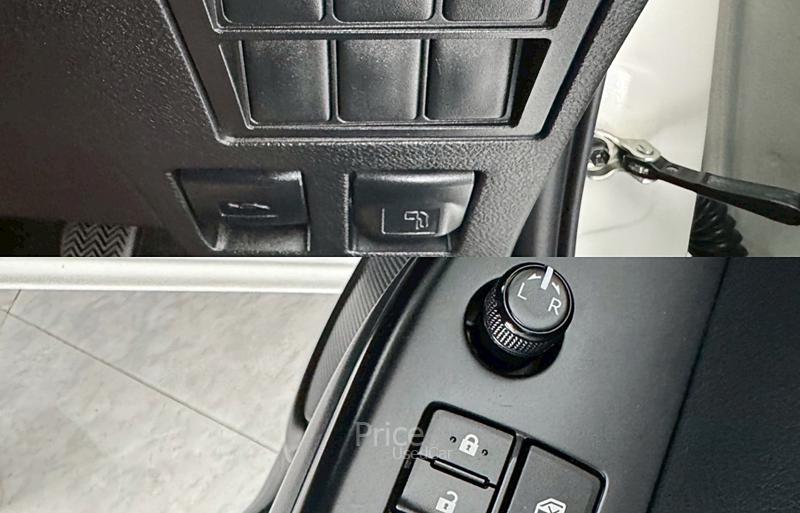 ขายรถกระบะมือสอง-toyota-โตโยต้า-hilux-revo-รถปี2020-รหัส89045-3b28001b.jpg ขายรถกระบะมือสอง-toyota-โตโยต้า-hilux-revo-รถปี2020-รหัส89045-3b28001b.jpg