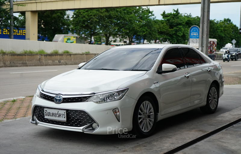 รถเก๋งมือสอง TOYOTA CAMRY รถปี 2017