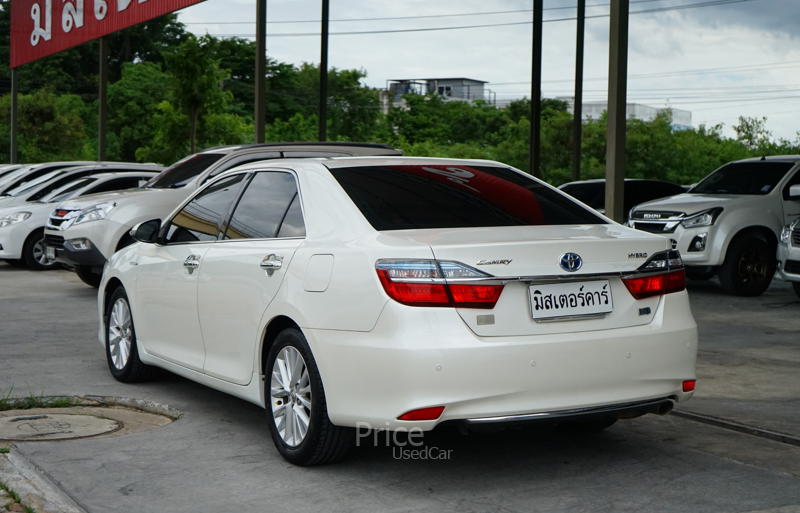 ขายรถเก๋งมือสอง-toyota-โตโยต้า-camry-รถปี2017-รหัส89049-d269bb29.jpg ขายรถเก๋งมือสอง-toyota-โตโยต้า-camry-รถปี2017-รหัส89049-d269bb29.jpg