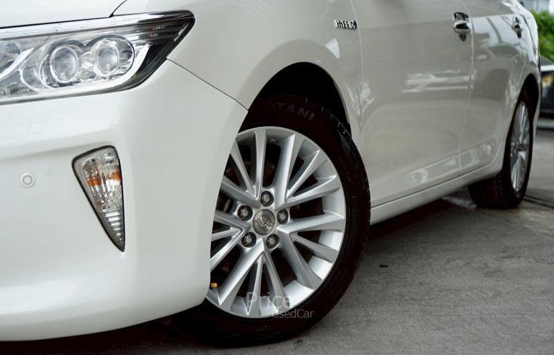 ขายรถเก๋งมือสอง-toyota-โตโยต้า-camry-รถปี2015-รหัส89128-5c09119f.jpg ขายรถเก๋งมือสอง-toyota-โตโยต้า-camry-รถปี2015-รหัส89128-5c09119f.jpg