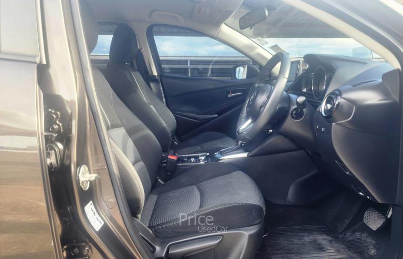 ขายรถเก๋งมือสอง-mazda-มาสด้า-2-รถปี2019-รหัส89148-052a89ed.jpg ขายรถเก๋งมือสอง-mazda-มาสด้า-2-รถปี2019-รหัส89148-052a89ed.jpg