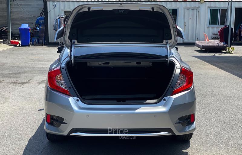 ขายรถเก๋งมือสอง-honda-ฮอนด้า-civic-รถปี2019-รหัส89158-036f3f0a.jpg ขายรถเก๋งมือสอง-honda-ฮอนด้า-civic-รถปี2019-รหัส89158-036f3f0a.jpg