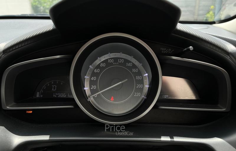 ขายรถเก๋งมือสอง-mazda-มาสด้า-2-รถปี2015-รหัส89166-5da341a8.jpg ขายรถเก๋งมือสอง-mazda-มาสด้า-2-รถปี2015-รหัส89166-5da341a8.jpg