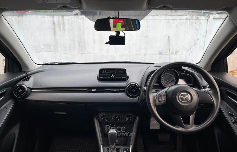 ขายรถเก๋งมือสอง-mazda-มาสด้า-2-รถปี2015-รหัส89166-9e616601.jpg ขายรถเก๋งมือสอง-mazda-มาสด้า-2-รถปี2015-รหัส89166-9e616601.jpg