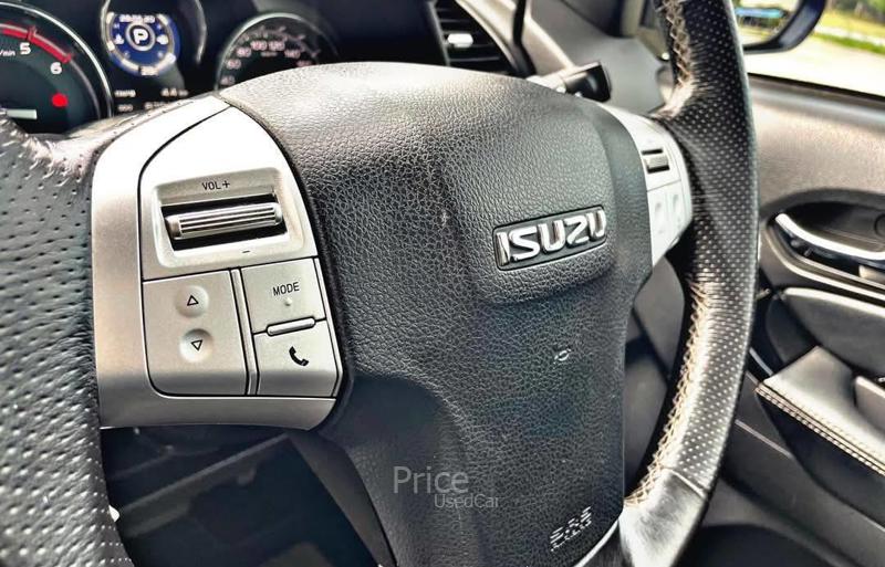 ขายรถอเนกประสงค์มือสอง-isuzu-อีซูซุ-mu-x-รถปี2020-รหัส89201-71036ee3.jpg ขายรถอเนกประสงค์มือสอง-isuzu-อีซูซุ-mu-x-รถปี2020-รหัส89201-71036ee3.jpg