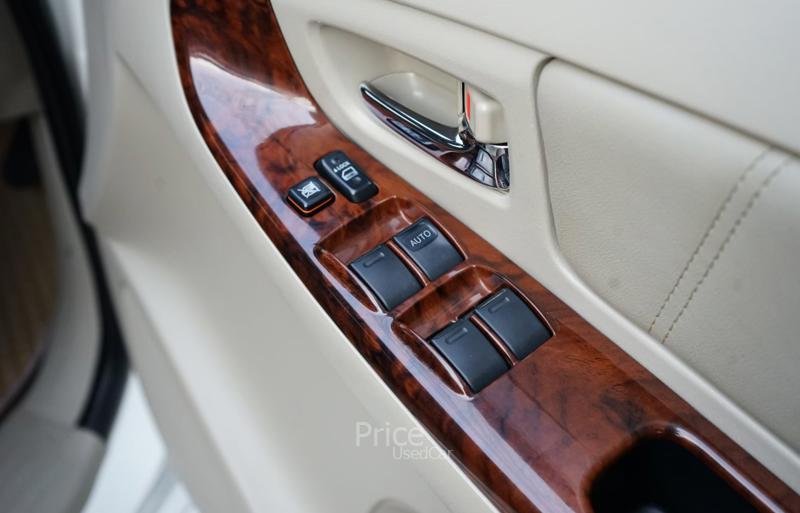 ขายรถตู้มือสอง-toyota-โตโยต้า-innova-รถปี2011-รหัส89208-fc2639be.jpg ขายรถตู้มือสอง-toyota-โตโยต้า-innova-รถปี2011-รหัส89208-fc2639be.jpg