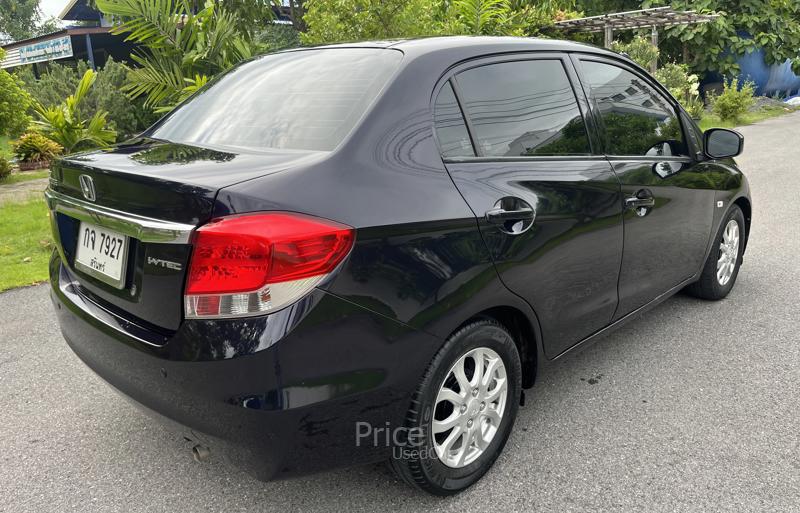 ขายรถเก๋งมือสอง-honda-ฮอนด้า-brio-รถปี2013-รหัส90205-fb1fc240.jpg ขายรถเก๋งมือสอง-honda-ฮอนด้า-brio-รถปี2013-รหัส90205-fb1fc240.jpg