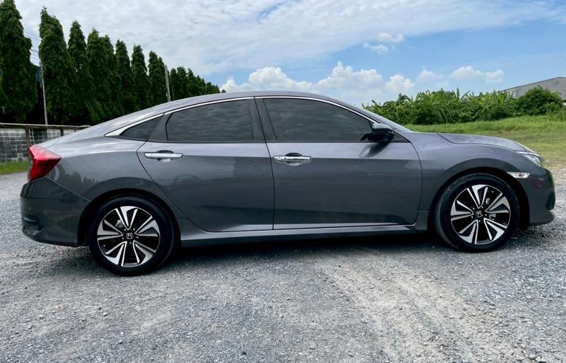 ขายรถเก๋งมือสอง-honda-ฮอนด้า-civic-รถปี2018-รหัส90221-138a4cf3.jpg