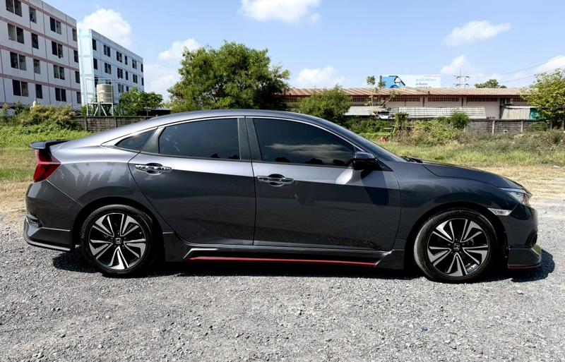 ขายรถเก๋งมือสอง-honda-ฮอนด้า-civic-รถปี2018-รหัส90221-fa44e72a.jpg