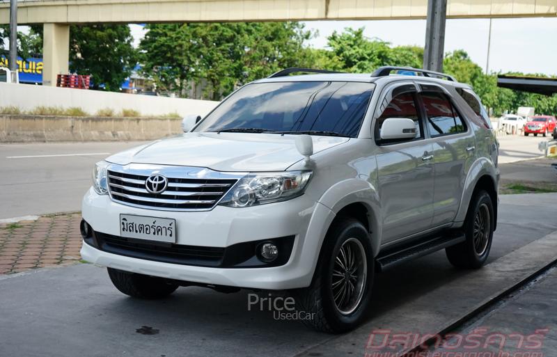 รถอเนกประสงค์มือสอง TOYOTA FORTUNER รถปี 2012