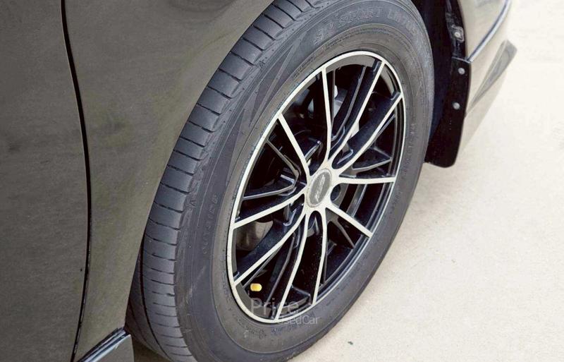 ขายรถเก๋งมือสอง-toyota-โตโยต้า-prius-รถปี2011-รหัส90246-eb292ca9.jpg