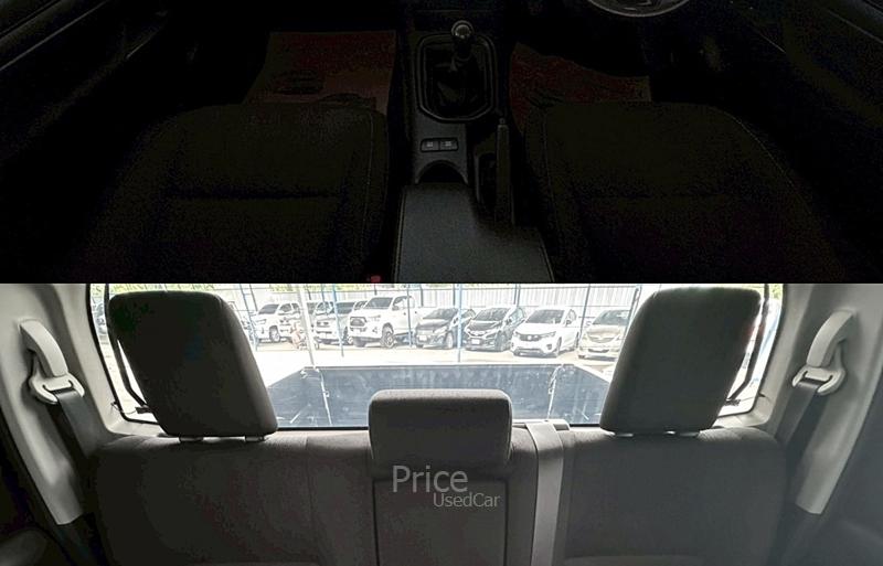 ขายรถกระบะมือสอง-toyota-โตโยต้า-hilux-revo-รถปี2020-รหัส90249-04fd1203.jpg