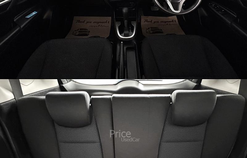 ขายรถเก๋งมือสอง-honda-ฮอนด้า-jazz-รถปี2021-รหัส90287-ae0bc27c.jpg ขายรถเก๋งมือสอง-honda-ฮอนด้า-jazz-รถปี2021-รหัส90287-ae0bc27c.jpg