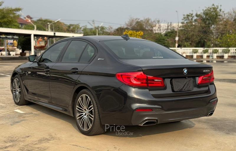 ขายรถเก๋งมือสอง-bmw-บีเอ็มดับบลิว-530i-รถปี2019-รหัส90360-80c6ed3a.jpg ขายรถเก๋งมือสอง-bmw-บีเอ็มดับบลิว-530i-รถปี2019-รหัส90360-80c6ed3a.jpg