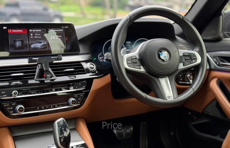 ขายรถเก๋งมือสอง-bmw-บีเอ็มดับบลิว-530i-รถปี2019-รหัส90361-33118db1.jpg ขายรถเก๋งมือสอง-bmw-บีเอ็มดับบลิว-530i-รถปี2019-รหัส90361-33118db1.jpg