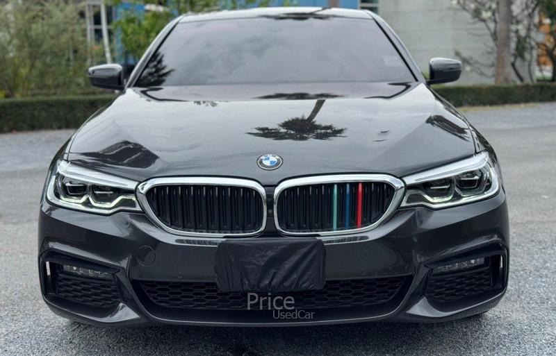 ขายรถเก๋งมือสอง-bmw-บีเอ็มดับบลิว-530i-รถปี2019-รหัส90361-5a03f775.jpg ขายรถเก๋งมือสอง-bmw-บีเอ็มดับบลิว-530i-รถปี2019-รหัส90361-5a03f775.jpg