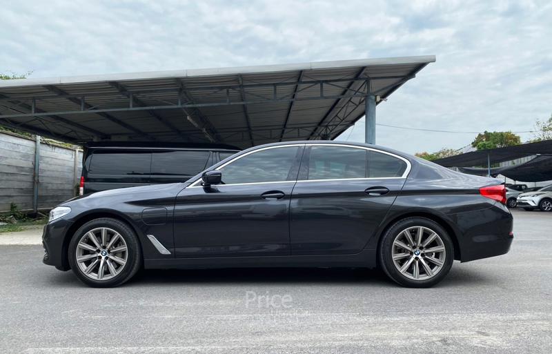 ขายรถเก๋งมือสอง-bmw-บีเอ็มดับบลิว-530i-รถปี2020-รหัส90362-6d0f916d.jpg ขายรถเก๋งมือสอง-bmw-บีเอ็มดับบลิว-530i-รถปี2020-รหัส90362-6d0f916d.jpg