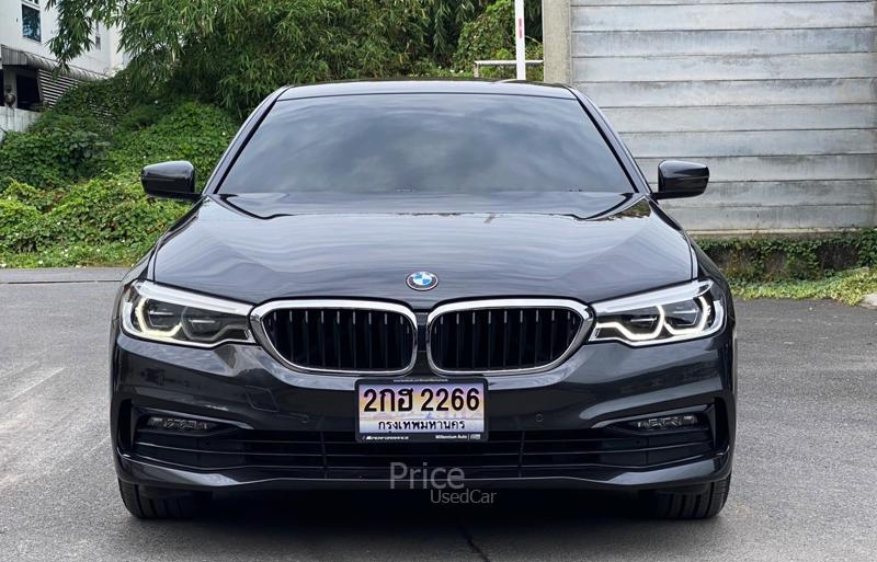 ขายรถเก๋งมือสอง-bmw-บีเอ็มดับบลิว-530i-รถปี2020-รหัส90362-72df5109.jpg ขายรถเก๋งมือสอง-bmw-บีเอ็มดับบลิว-530i-รถปี2020-รหัส90362-72df5109.jpg