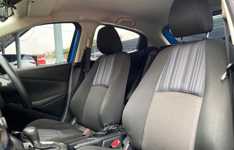 ขายรถเก๋งมือสอง-mazda-มาสด้า-2-รถปี2015-รหัส90371-67362cb6.jpg