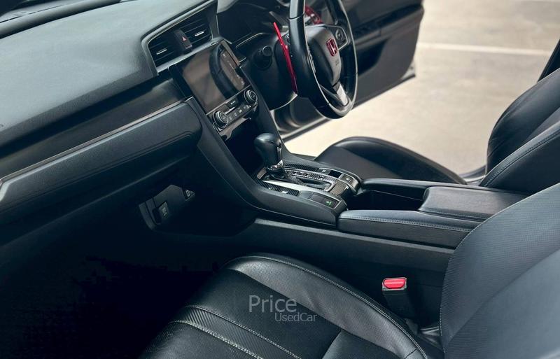 ขายรถเก๋งมือสอง-honda-ฮอนด้า-civic-รถปี2019-รหัส90384-45d5ec10.jpg ขายรถเก๋งมือสอง-honda-ฮอนด้า-civic-รถปี2019-รหัส90384-45d5ec10.jpg