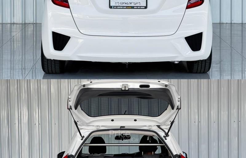 ขายรถเก๋งมือสอง-honda-ฮอนด้า-jazz-รถปี2015-รหัส90391-2b094092.jpg ขายรถเก๋งมือสอง-honda-ฮอนด้า-jazz-รถปี2015-รหัส90391-2b094092.jpg