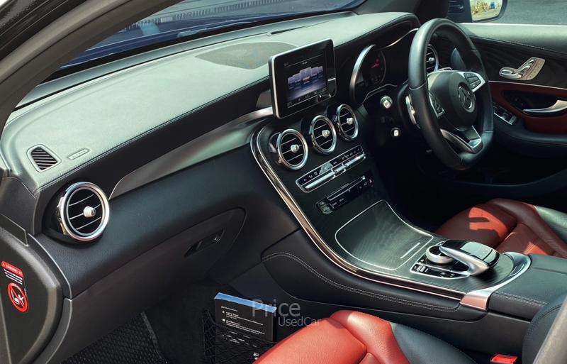 ขายรถเก๋งมือสอง-mercedes-benz-เมอร์เซเดสเบนซ์-glc250-รถปี2019-รหัส90426-66517e16.jpg ขายรถเก๋งมือสอง-mercedes-benz-เมอร์เซเดสเบนซ์-glc250-รถปี2019-รหัส90426-66517e16.jpg