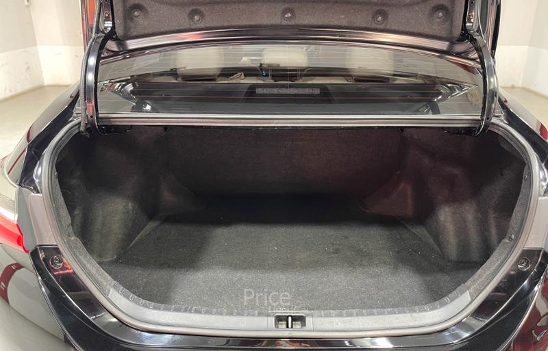 ขายรถเก๋งมือสอง-toyota-โตโยต้า-altis-รถปี2019-รหัส90443-7117802f.jpg ขายรถเก๋งมือสอง-toyota-โตโยต้า-altis-รถปี2019-รหัส90443-7117802f.jpg