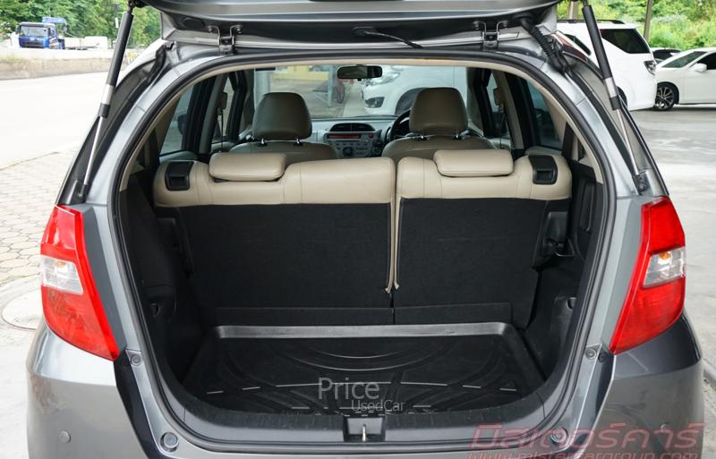 ขายรถเก๋งมือสอง-honda-ฮอนด้า-jazz-รถปี2015-รหัส90453-18644e02.jpg ขายรถเก๋งมือสอง-honda-ฮอนด้า-jazz-รถปี2015-รหัส90453-18644e02.jpg