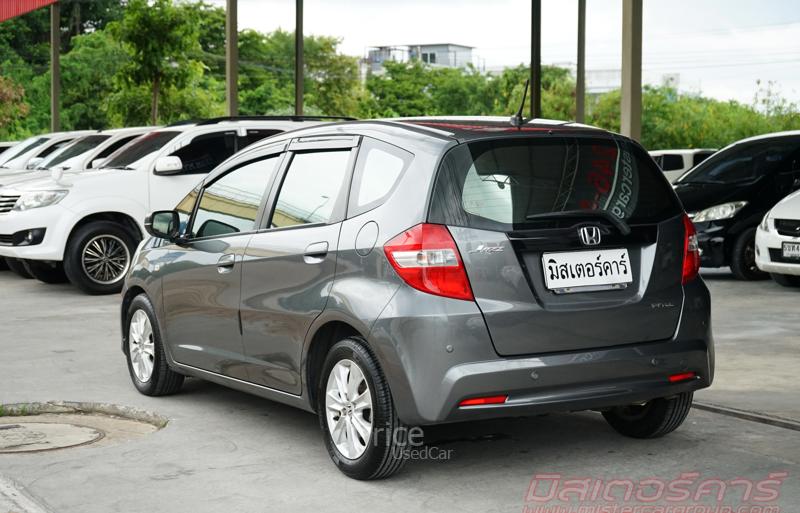 ขายรถเก๋งมือสอง-honda-ฮอนด้า-jazz-รถปี2015-รหัส90453-4bf49a74.jpg ขายรถเก๋งมือสอง-honda-ฮอนด้า-jazz-รถปี2015-รหัส90453-4bf49a74.jpg